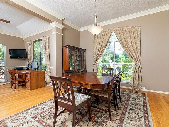 5th image of 8633 Shadybrooke Dr