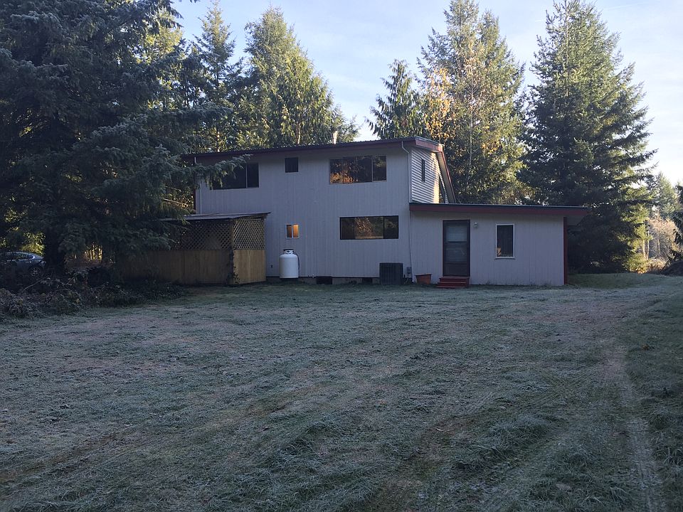 1st image of 34906 43rd Ave E