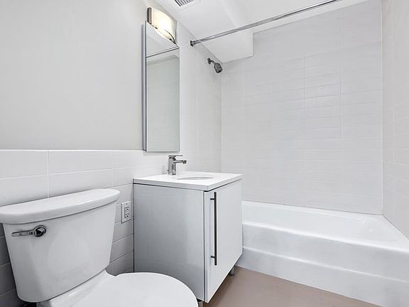 5th image of 446 W 167th St #6C