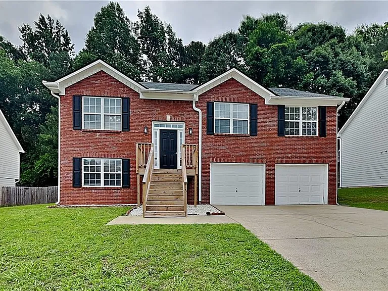 658 Castlebrooke Way — Photo 1