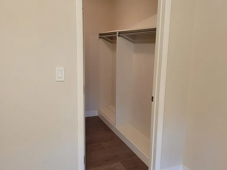 2226 Kerwood Ave — Photo 9