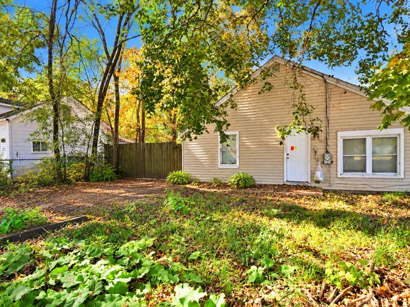 1536 Exposition Ave, Aurora, IL 60506