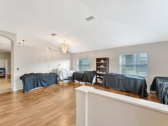 3rd image of 31319 Glendalough Way
