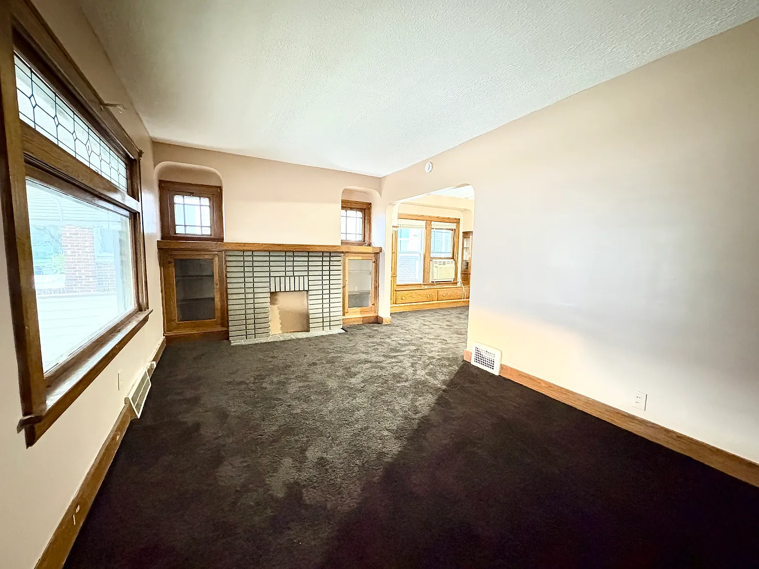4 bed, 2.5 bath, 1374 sqft, $1,460 — Photo 4