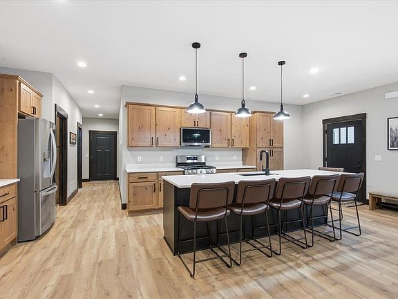 2nd image of 11279 Black Forest Rd