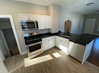 1411 Center St, Omaha, NE 68108