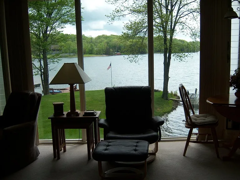 12609 Treasure Lake Rd — Photo 10