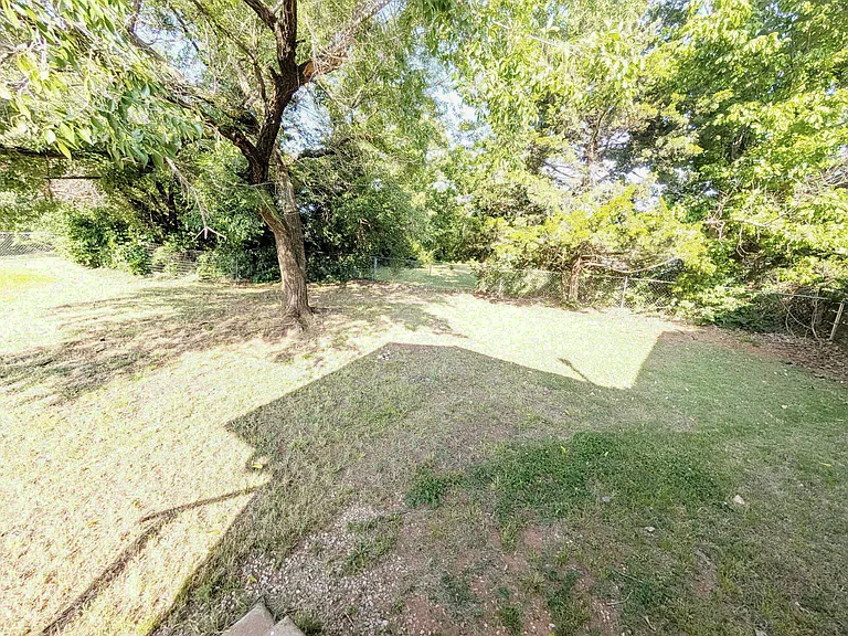 616 Lions Park Pl — Photo 12
