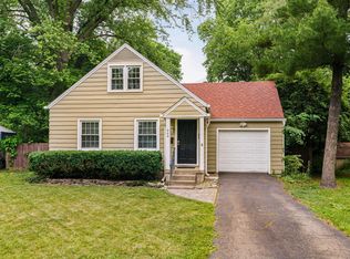 966 Chambers Cir, Columbus, OH 43212