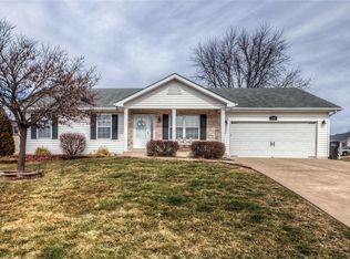 102 Springhill Ct, Moscow Mills, MO 63362