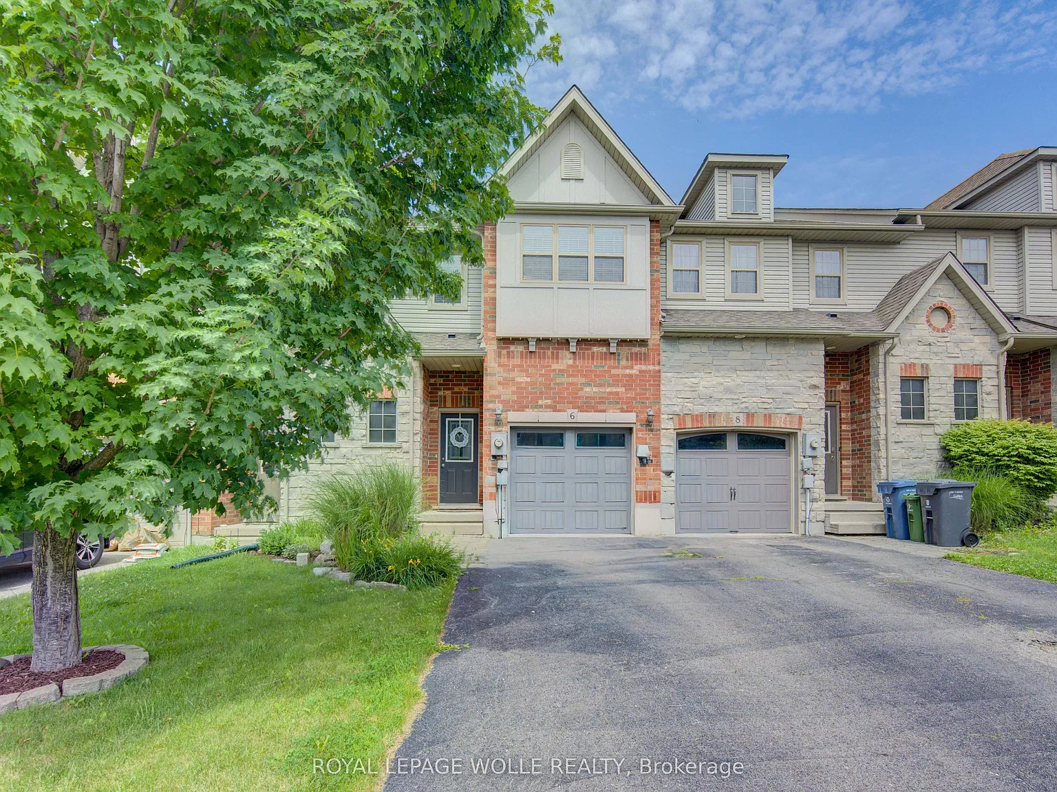 3 bed, $2,995 — Photo 1