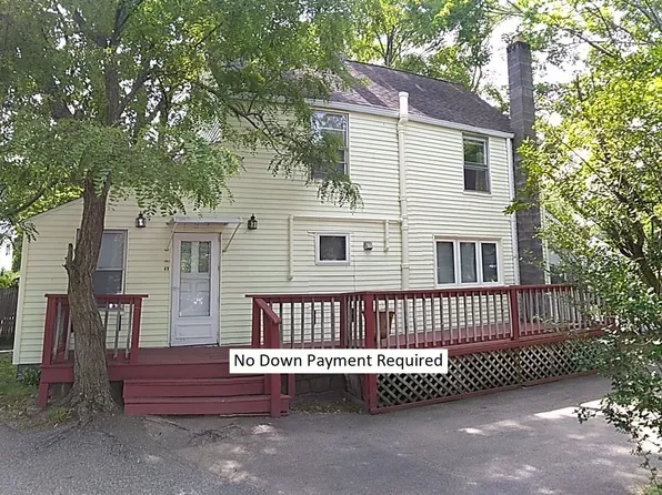 49 Oak St, Milton, MA 02186