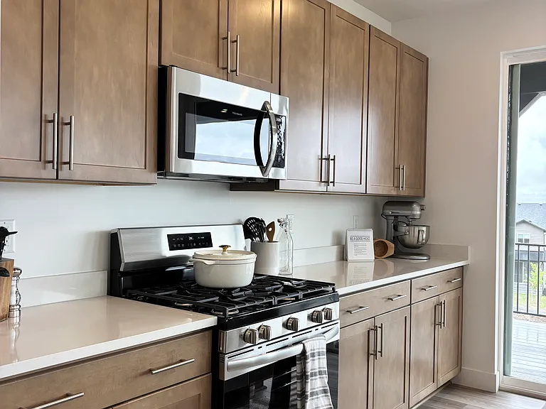 2389 N Meadowside Way — Photo 8
