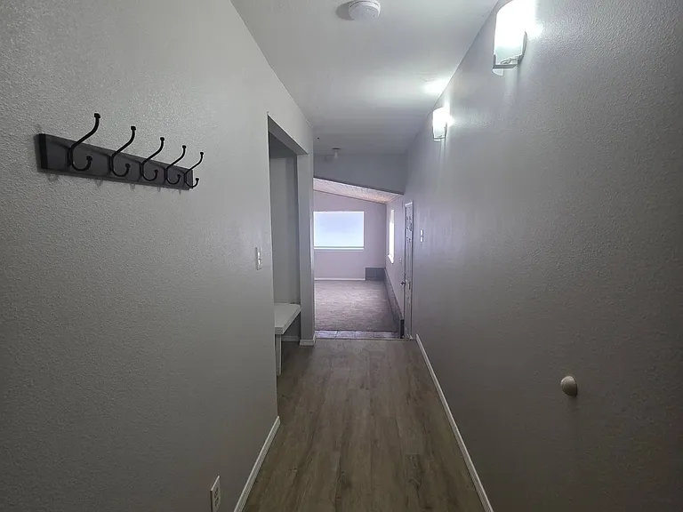 7113 W Arrowhead Ave — Photo 6