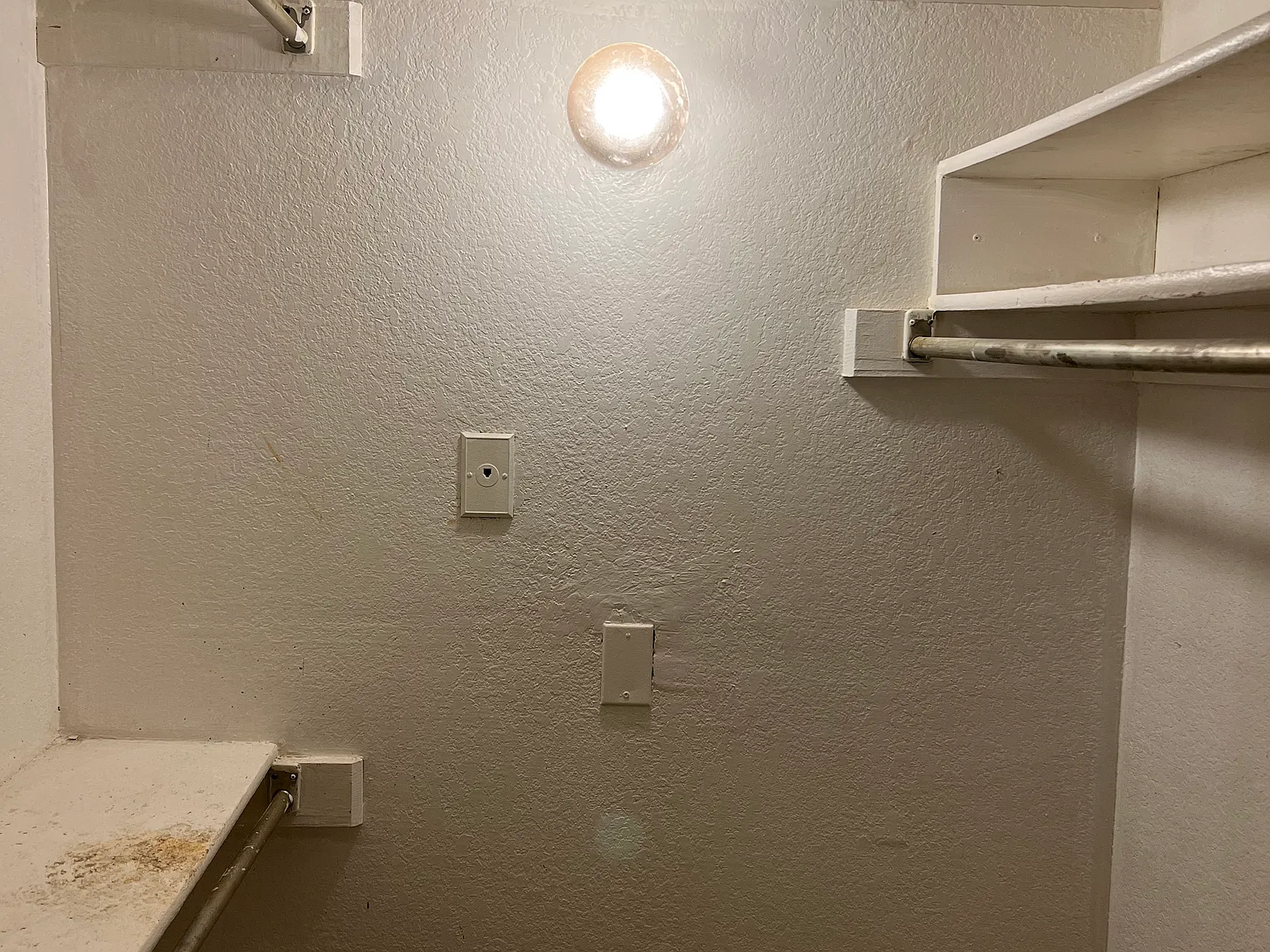 Spacious condo for rent — Photo 3