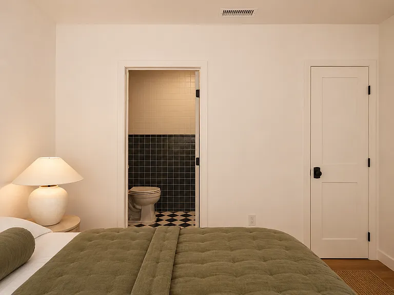 5031 Townsend Ave — Photo 21