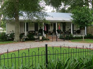 390 Pineywood Rd, Ponchatoula, LA 70454