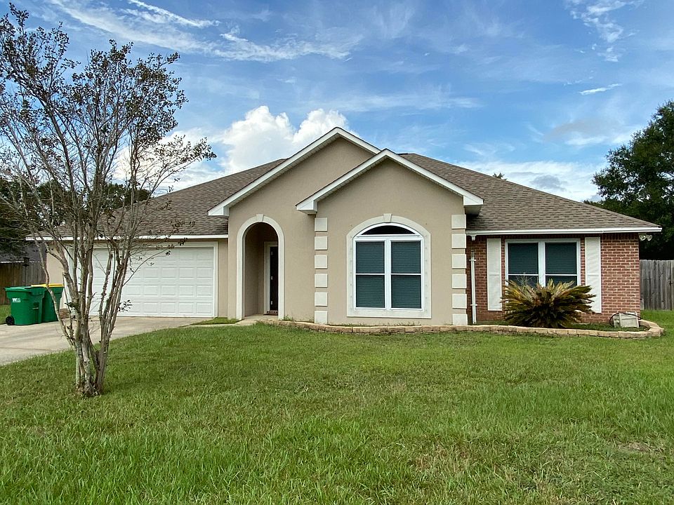 1st image of 7032 Pinehurst Dr