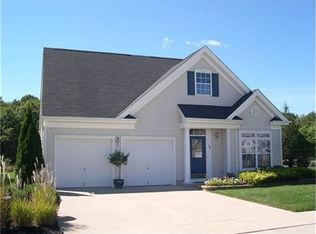 68 Burnside Dr, Egg Harbor Township, NJ 08234