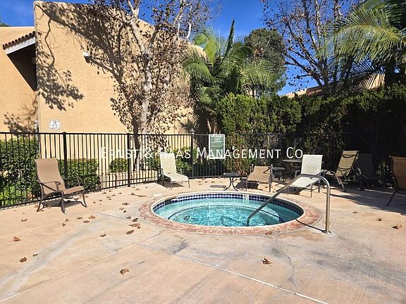 2nd image of 1101 W Macarthur Blvd Unit 219