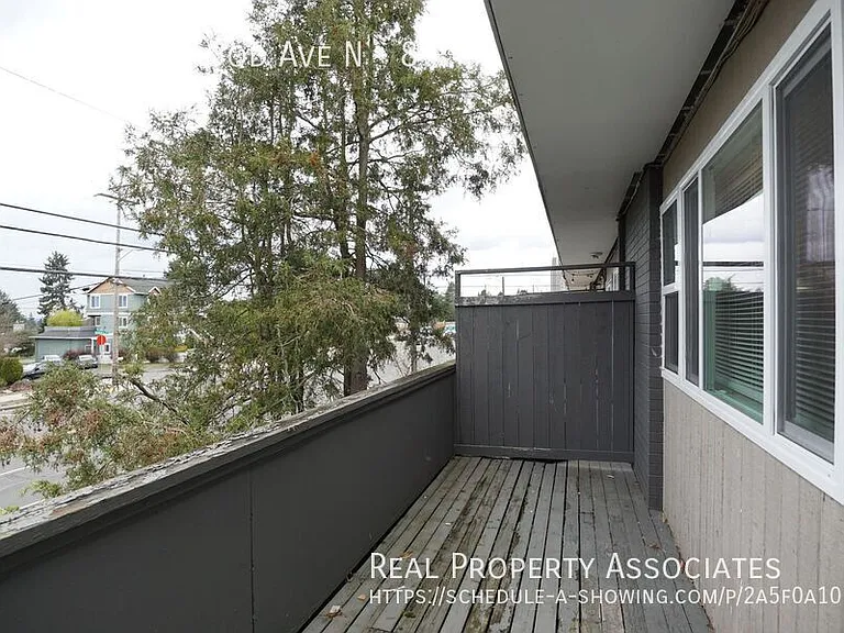 11758 Greenwood Ave N #8 — Photo 11