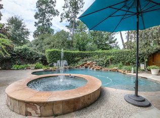 39 Harmony Hollow Ct, Conroe, TX 77385