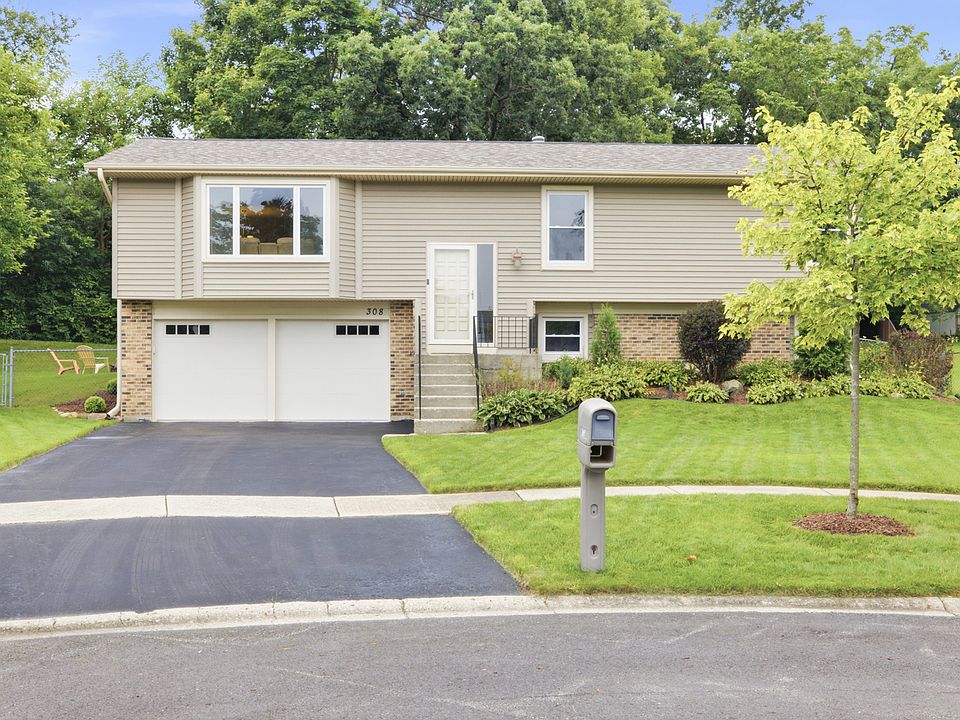 1st image of 308 Nelson Ct