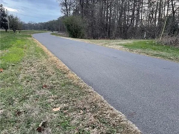 175 Old River Rd, Natchitoches, LA 71457