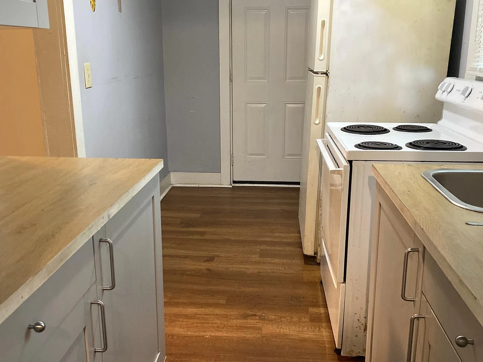 2830 Mars Ave — Photo 4