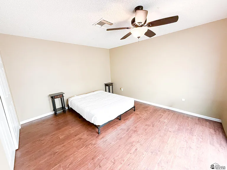 1465 E Laguna Pl #4 — Photo 13
