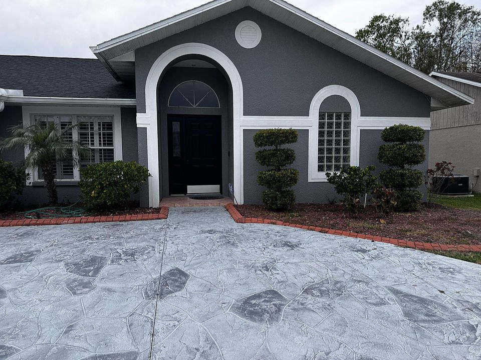 1st image of 15014 Rocky Ledge Dr
