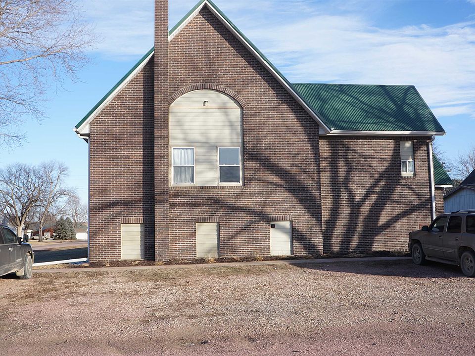524 Saint James Ave, Wynot, NE 68792 Zillow