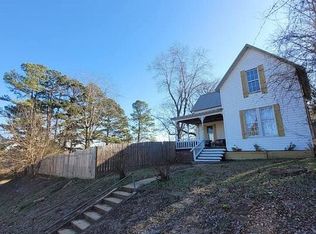 920 Walker Ave, Mammoth Spring, AR 72554