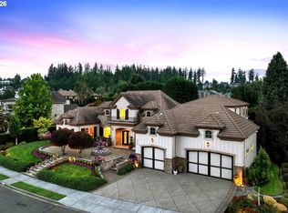 5823 NW El Rey Dr, Camas, WA 98607