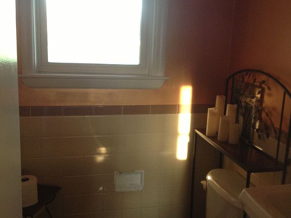 4th image of 1345 Beechdale Dr