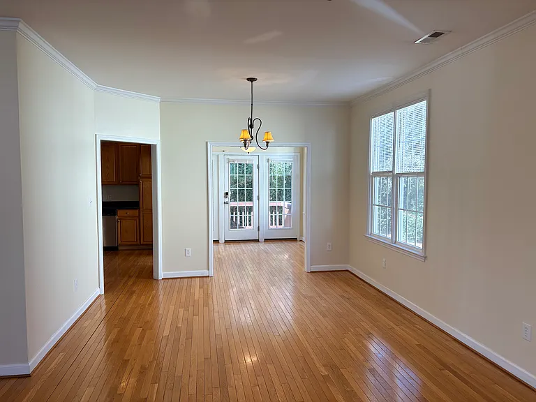 4625 Malone Ct — Photo 5