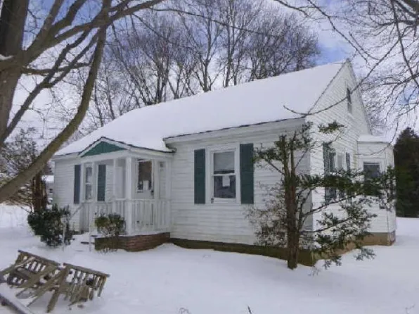 11302 South St, Cato, NY 13033