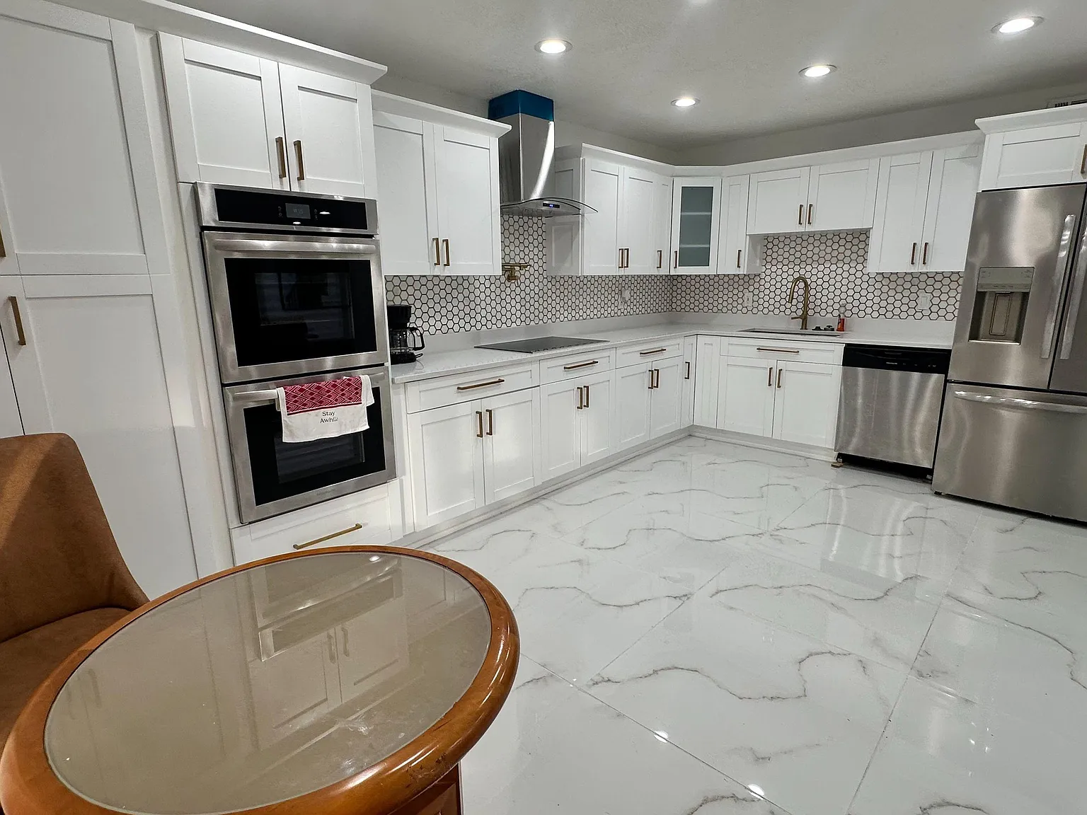 4 bed, 2.5 bath, 1645 sqft, $2,140 — Photo 2