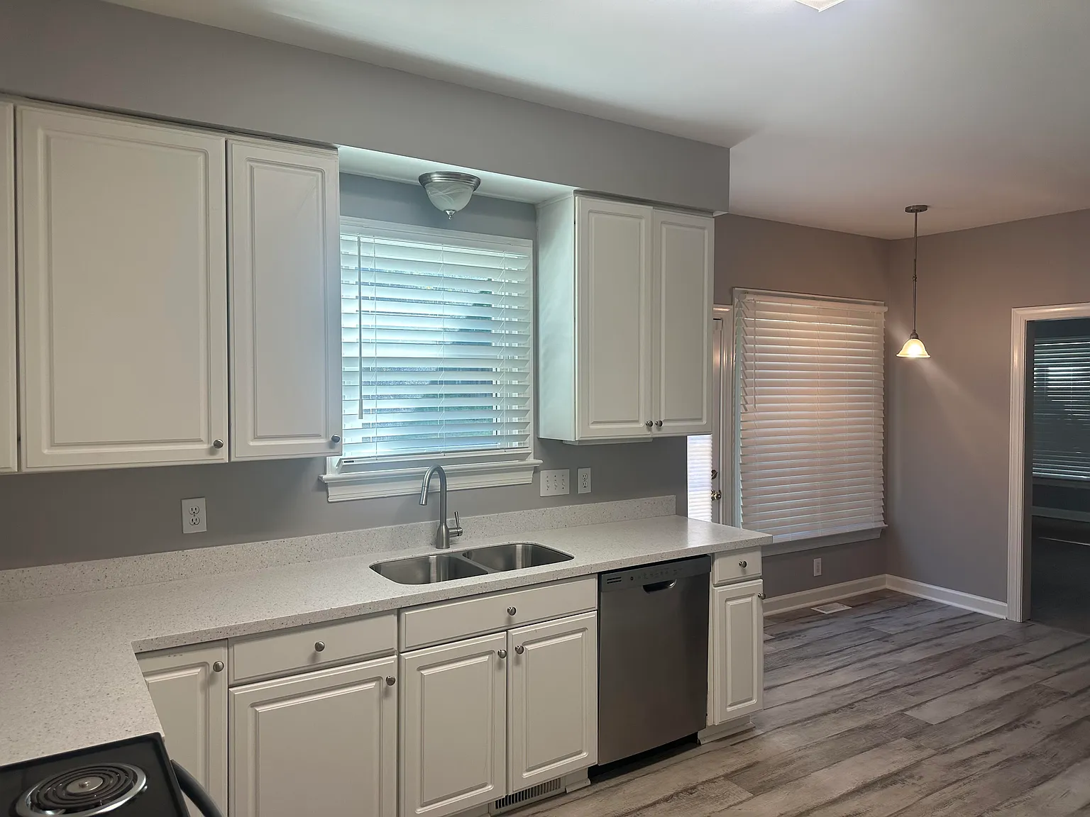 3 bed, 1085 sqft, $1,500 — Photo 4