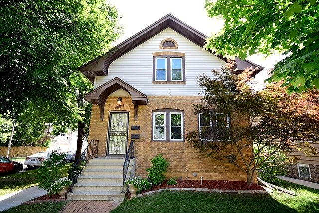 1st image of 1100 Elgin Ave