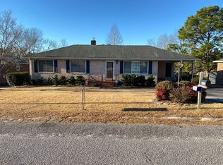 1910 Parliament Rd, Cayce, SC 29033