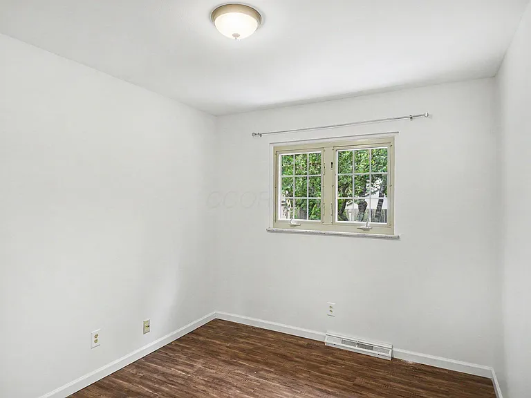 898 Havendale Dr — Photo 14