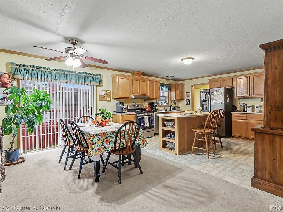 24519 Manchester Dr, photo 7