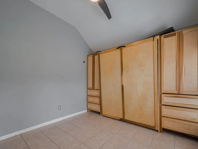311 N Esplanade Ln — Photo 29