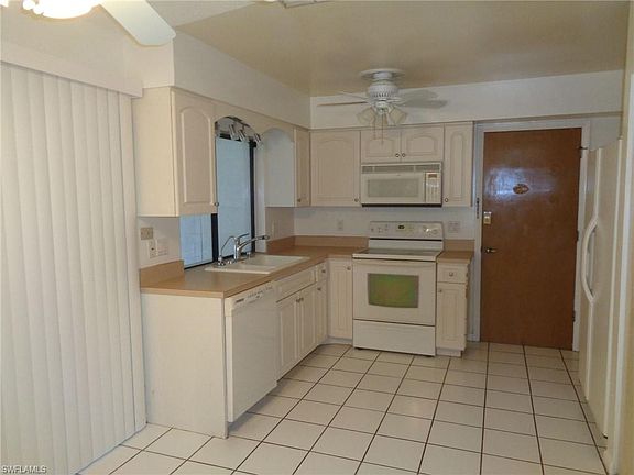 3rd image of 423 Rushmore Ave S