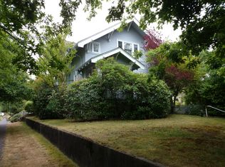 5618 Kensington Pl N, Seattle, WA 98103