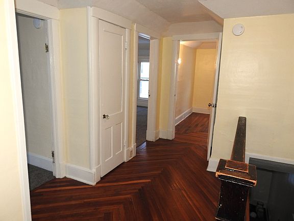 Upstairs Hallway With 2 Linen Closets For Bedding & Towels Ect.