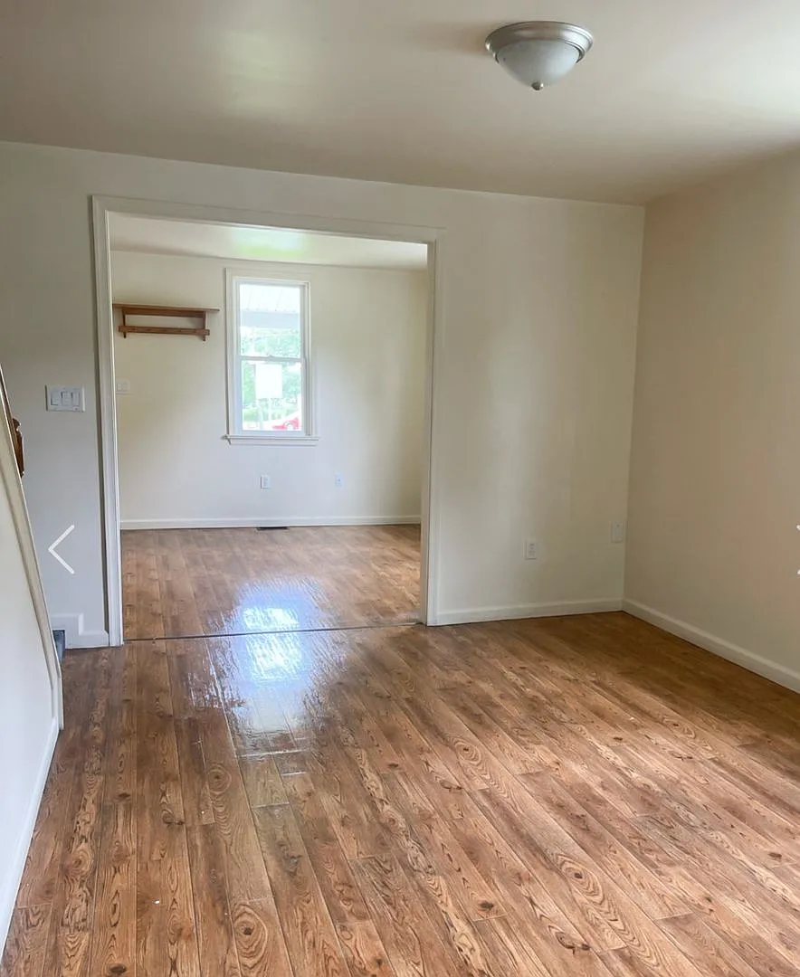 303-305 E. Maple Street — Photo 4