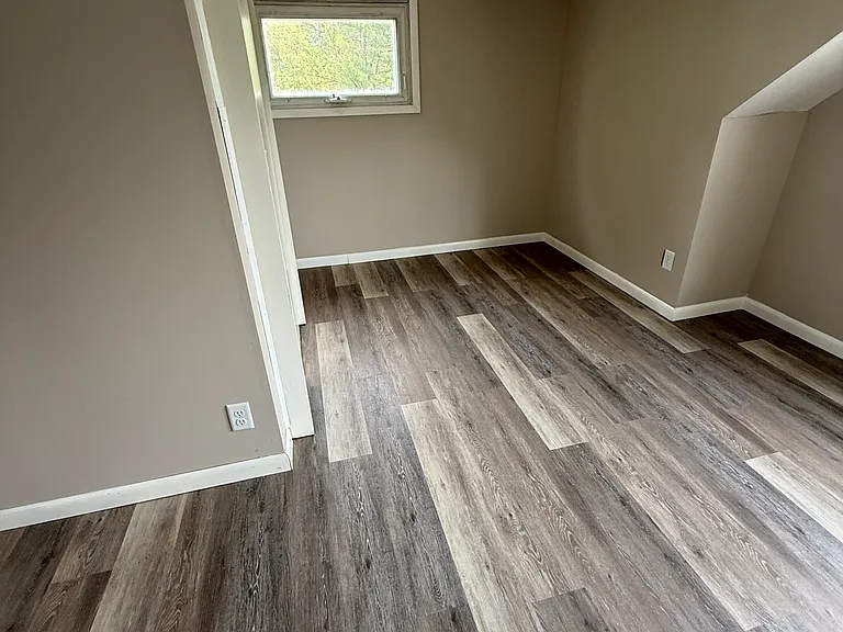 5617 Route 31 — Photo 2