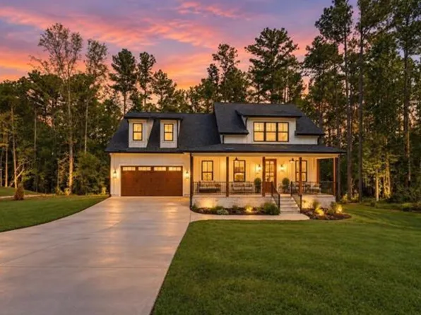 107 Moonlight Dr, Fair Play, SC 29643